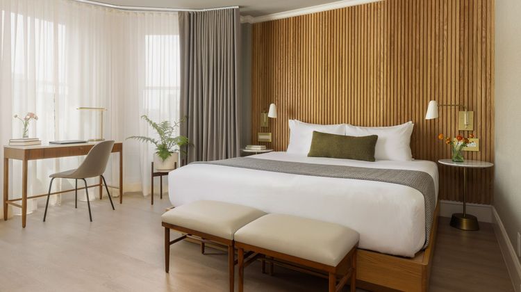 Hotel Veritas Room