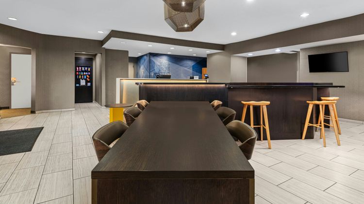 SpringHill Suites by Marriott Lobby