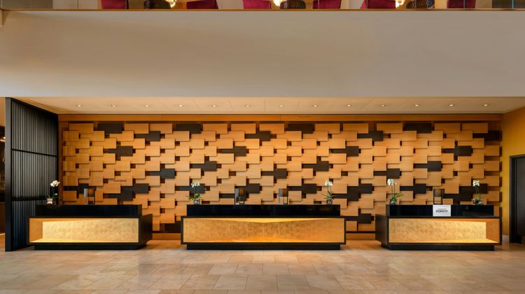 Delta Hotels by Marriott Toronto Lobby