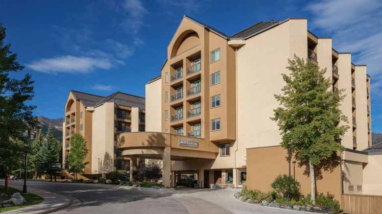 <b>Marriott's Mountain Valley Lodge Exterior</b>. Images powered by <a href="https://www.leonardoworldwide.com/" title="Leonardo Worldwide" target="_blank">Leonardo</a>.