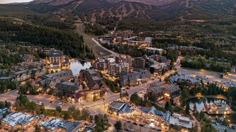 <b>Marriott's Mountain Valley Lodge Exterior</b>. Images powered by <a href="https://www.leonardoworldwide.com/" title="Leonardo Worldwide" target="_blank">Leonardo</a>.