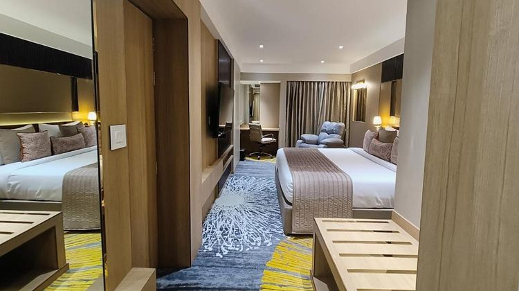 Effotel Hotel by Sayaji Suite
