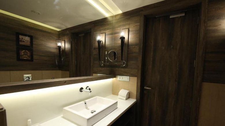 <b>Sayaji Hotel Rajkot Room</b>. Images powered by <a href="https://www.leonardoworldwide.com/" title="Leonardo Worldwide" target="_blank">Leonardo</a>.