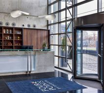FOUR Munich Neue Messe Lobby