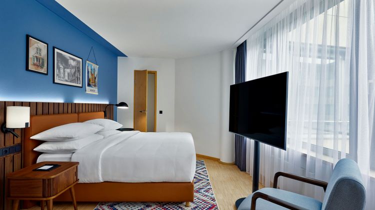 FOUR Munich Neue Messe Room