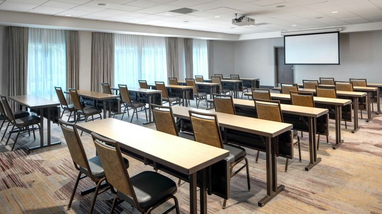 Courtyard Lenox Meeting