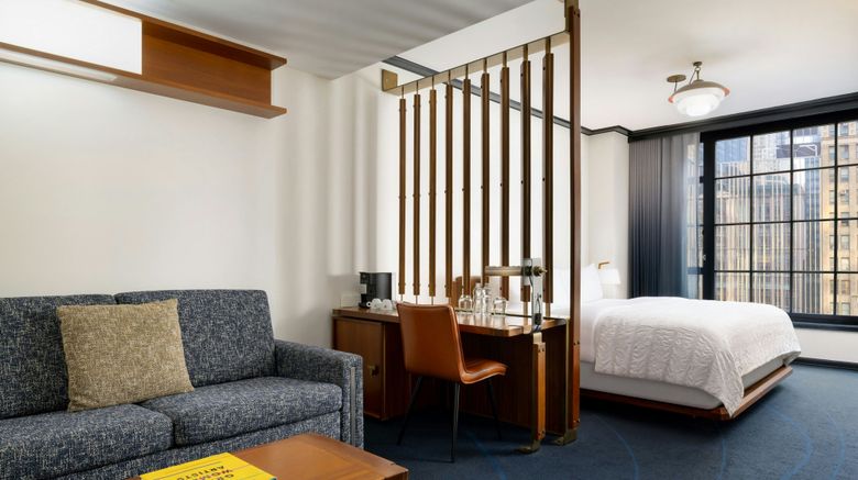 <b>Le Meridien New York Central Park Suite</b>. Images powered by <a href="https://www.leonardoworldwide.com/" title="Leonardo Worldwide" target="_blank">Leonardo</a>.