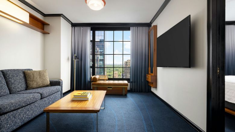 <b>Le Meridien New York Central Park Suite</b>. Images powered by <a href="https://www.leonardoworldwide.com/" title="Leonardo Worldwide" target="_blank">Leonardo</a>.