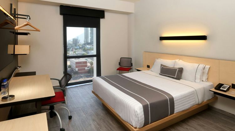 City Express Plus by Marriott Room