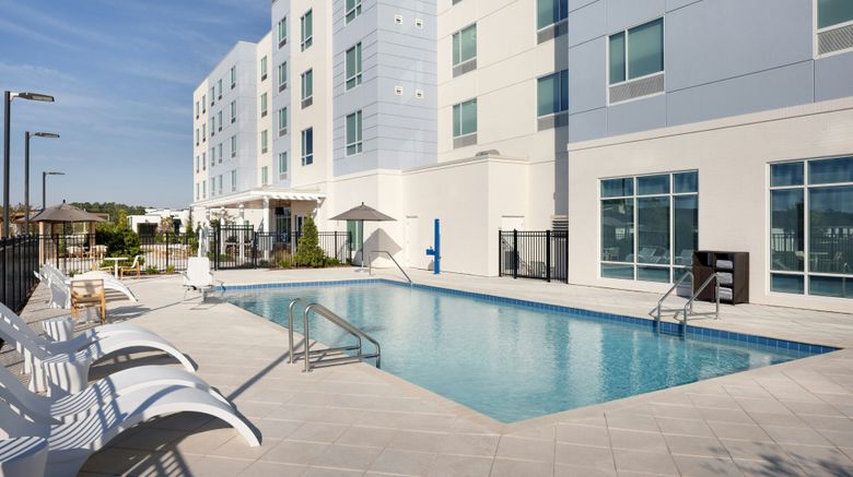 <b>TownePlace Suites by Marriott Middleburg Pool</b>. Images powered by <a href="https://www.leonardoworldwide.com/" title="Leonardo Worldwide" target="_blank">Leonardo</a>.