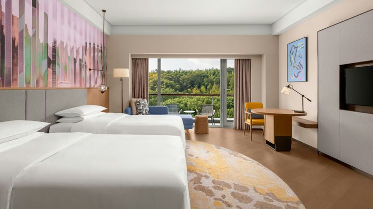 Le Meridien Shanghai Sheshan Room
