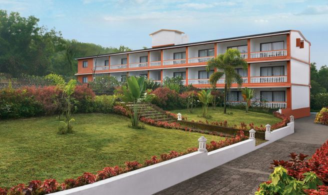 Blue Ocean Resort & Spa Exterior