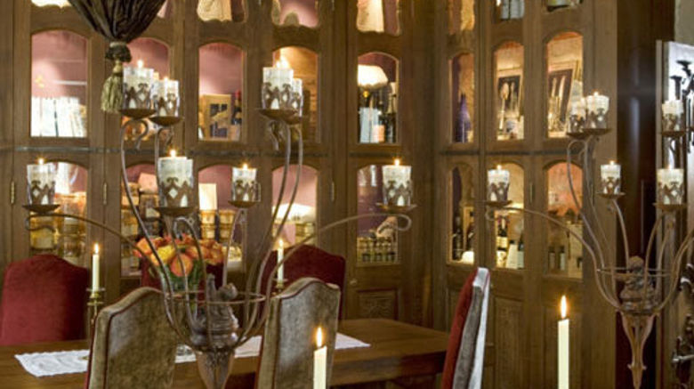 <b>Loges de l'Aubergade Relais & Chateau Restaurant</b>. Images powered by <a href="https://www.leonardoworldwide.com/" title="Leonardo Worldwide" target="_blank">Leonardo</a>.
