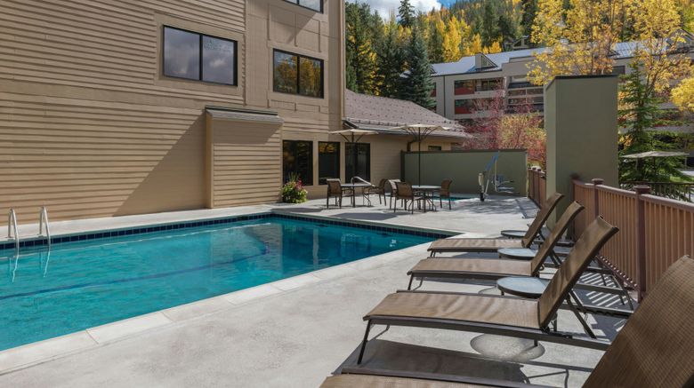 <b>Marriott's StreamSide Birch at Vail Pool</b>. Images powered by <a href="https://www.leonardoworldwide.com/" title="Leonardo Worldwide" target="_blank">Leonardo</a>.