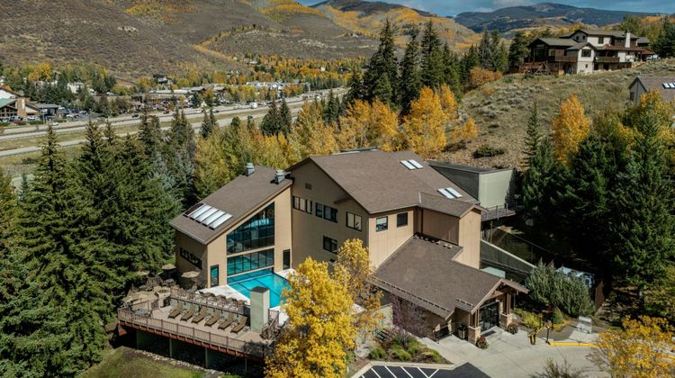 Marriott's StreamSide Evergreen at Vail Exterior