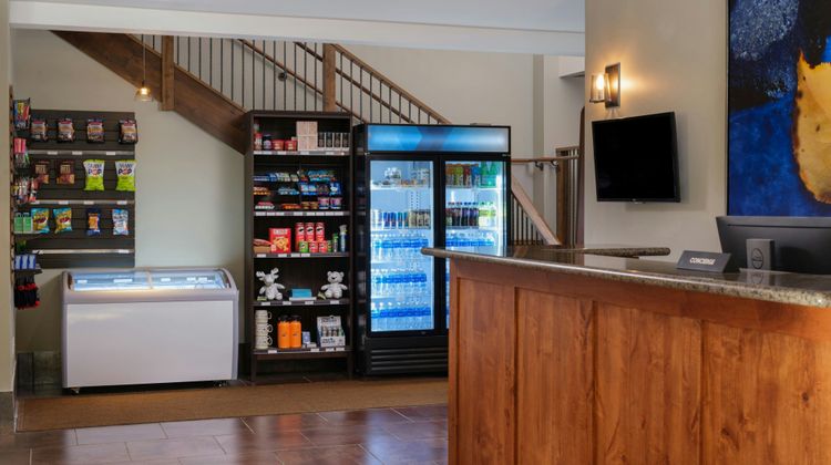 Marriott's StreamSide Evergreen at Vail Lobby