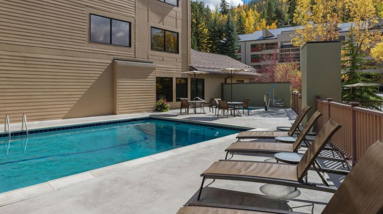 Marriott's StreamSide Evergreen at Vail Pool