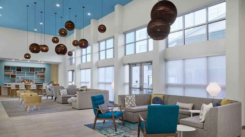 <b>Element Branson Lobby</b>. Images powered by <a href="https://www.leonardoworldwide.com/" title="Leonardo Worldwide" target="_blank">Leonardo</a>.