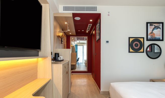 Hampton Batumi Center Room