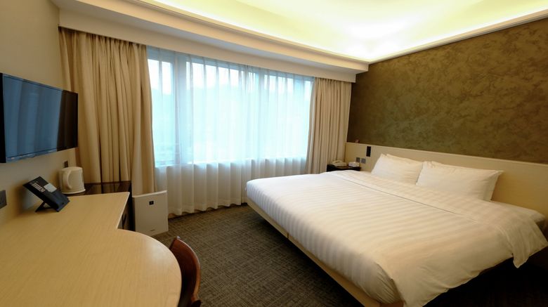 <b>South Pacific Hotel Room</b>. Images powered by <a href="https://www.leonardoworldwide.com/" title="Leonardo Worldwide" target="_blank">Leonardo</a>.