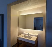 GO2 Inn & Suites Room