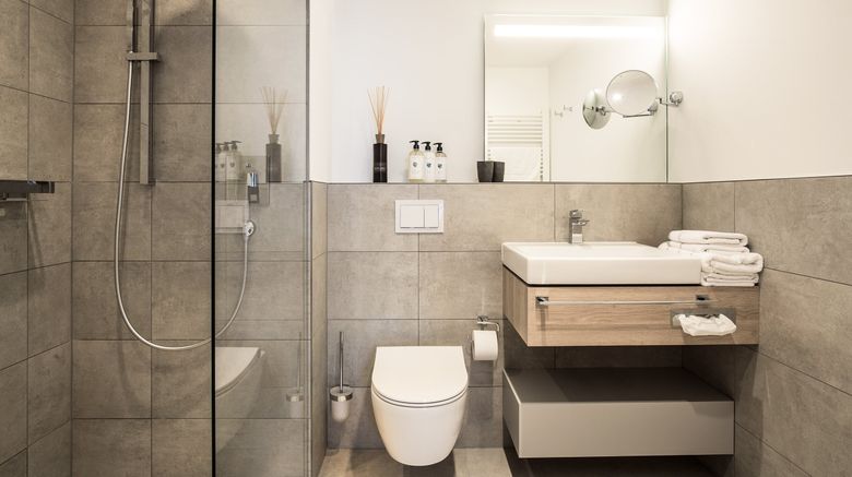 <b>Maximilians Boutique-Hotel Landau Room</b>. Images powered by <a href="https://www.leonardoworldwide.com/" title="Leonardo Worldwide" target="_blank">Leonardo</a>.