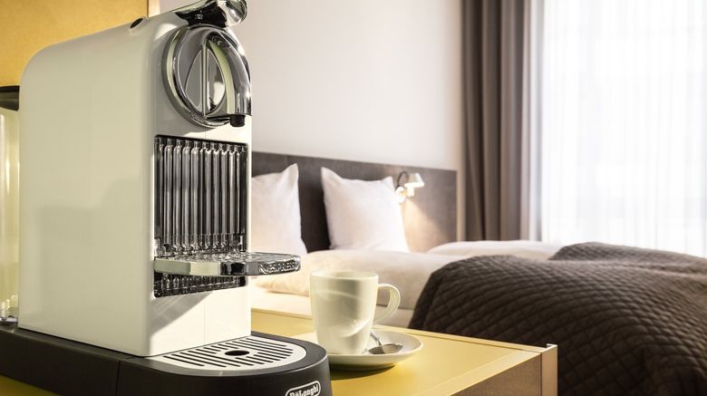 <b>Maximilians Boutique-Hotel Landau Room</b>. Images powered by <a href="https://www.leonardoworldwide.com/" title="Leonardo Worldwide" target="_blank">Leonardo</a>.