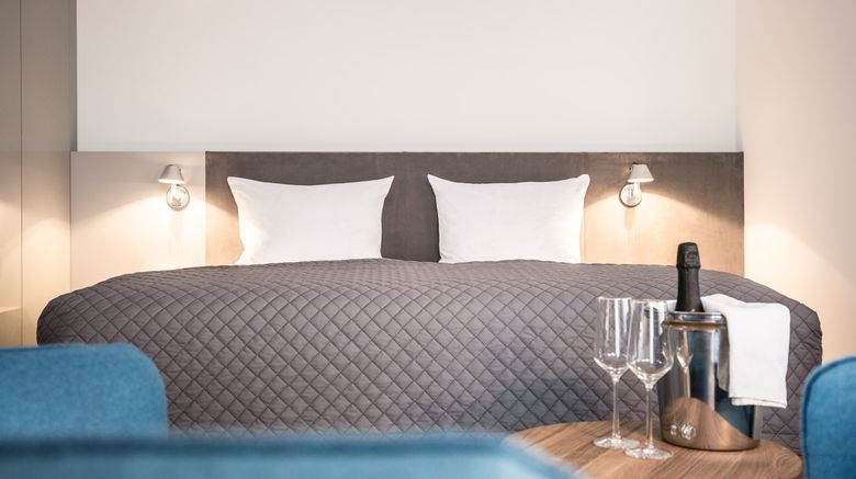 <b>Maximilians Boutique-Hotel Landau Suite</b>. Images powered by <a href="https://www.leonardoworldwide.com/" title="Leonardo Worldwide" target="_blank">Leonardo</a>.