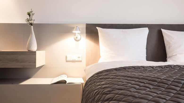 <b>Maximilians Boutique-Hotel Landau Room</b>. Images powered by <a href="https://www.leonardoworldwide.com/" title="Leonardo Worldwide" target="_blank">Leonardo</a>.