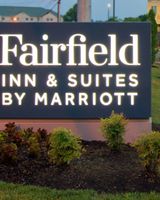 Fairfield Inn & Stes by Marriott Airport