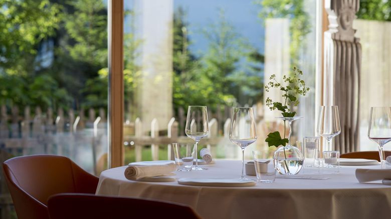 <b>Flocons de Sel Restaurant</b>. Images powered by <a href="https://www.leonardoworldwide.com/" title="Leonardo Worldwide" target="_blank">Leonardo</a>.