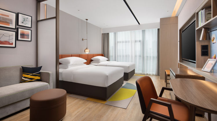 Home2 Suites by Hilton Wuhan Xudong Room