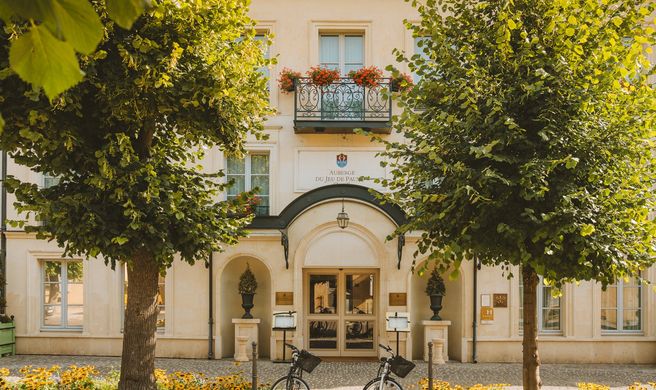 Auberge du Jeu de Paume Exterior