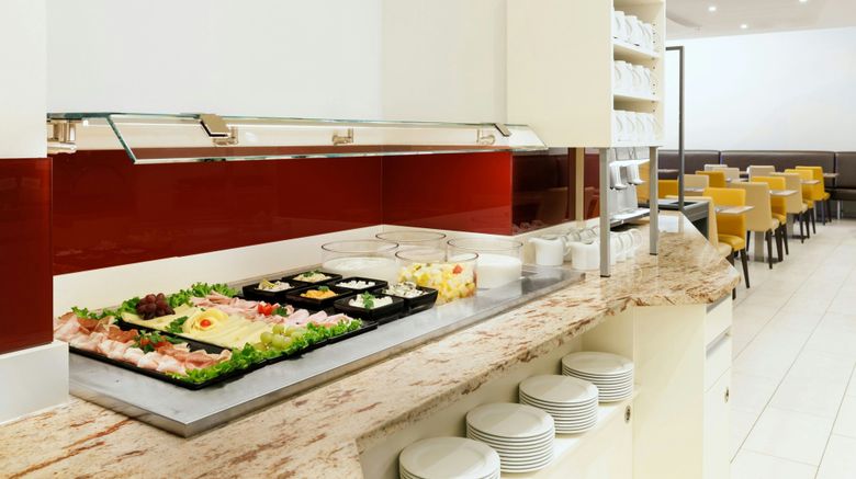<b>Four Points Flex Salzburg Messe Restaurant</b>. Images powered by <a href="https://www.leonardoworldwide.com/" title="Leonardo Worldwide" target="_blank">Leonardo</a>.