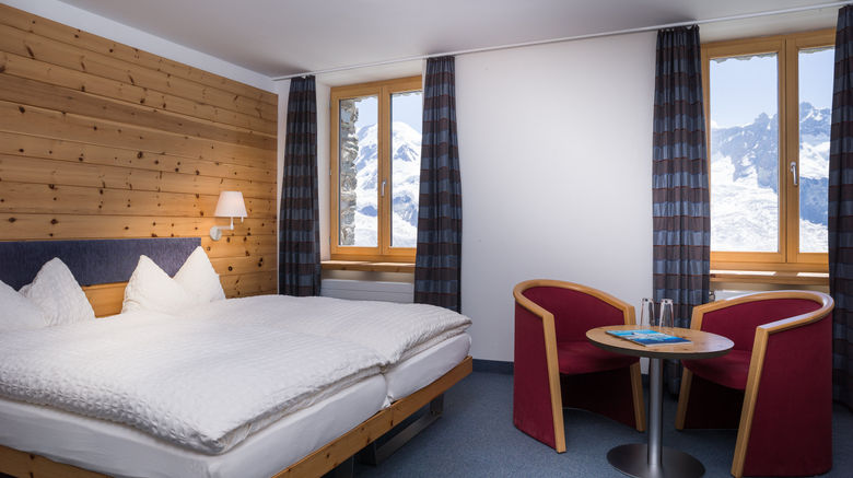 <b>3100 Kulmhotel Gornergrat Room</b>. Images powered by <a href="https://www.leonardoworldwide.com/" title="Leonardo Worldwide" target="_blank">Leonardo</a>.