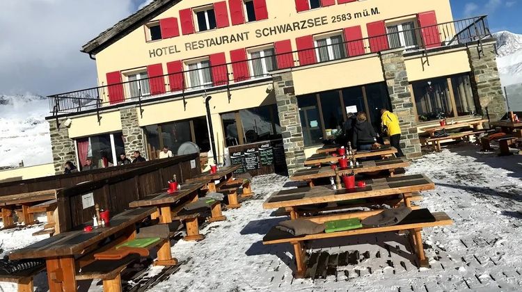 Hotel Schwarzsee Exterior