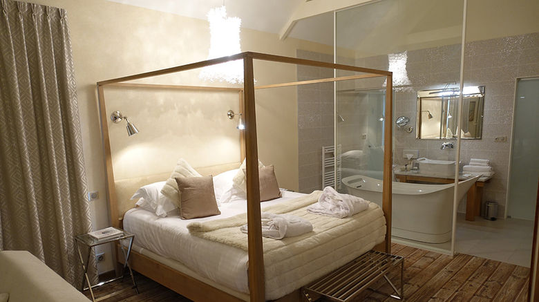 <b>Auberge des Glazicks Room</b>. Images powered by <a href="https://www.leonardoworldwide.com/" title="Leonardo Worldwide" target="_blank">Leonardo</a>.