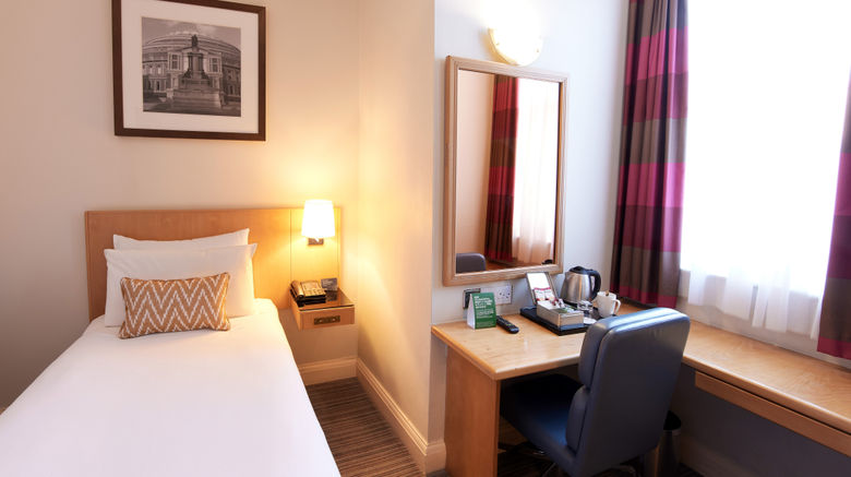 <b>Thistle Bloomsbury Park Room</b>. Images powered by <a href="https://www.leonardoworldwide.com/" title="Leonardo Worldwide" target="_blank">Leonardo</a>.