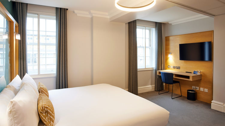 Thistle London Park Lane Room