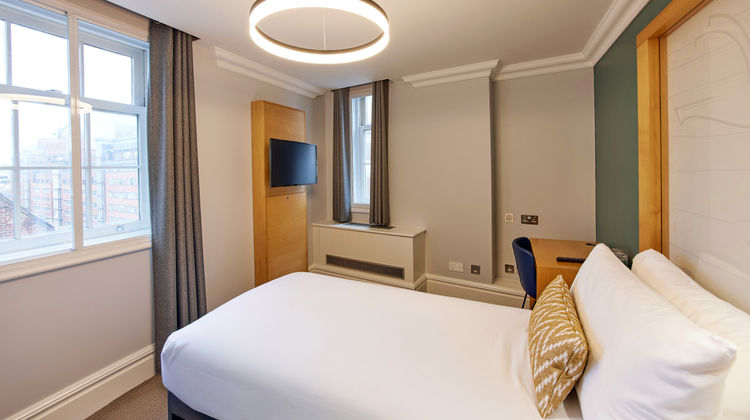 Thistle London Park Lane Room