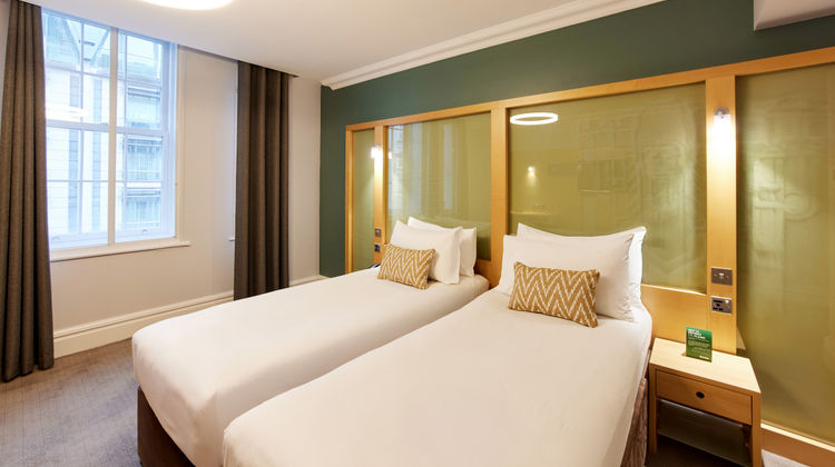 Thistle London Park Lane Room