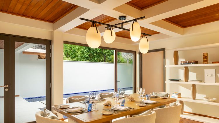 Huvafen Fushi Resort Restaurant