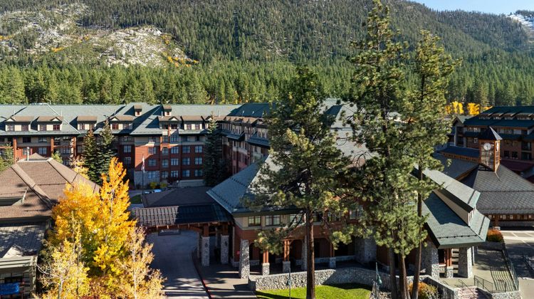 Marriott's Timber Lodge Exterior