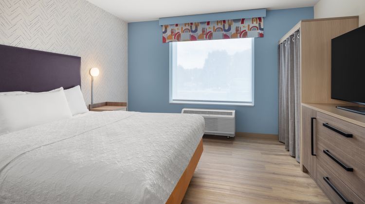 Home2 Suites by Hilton Muncie Room
