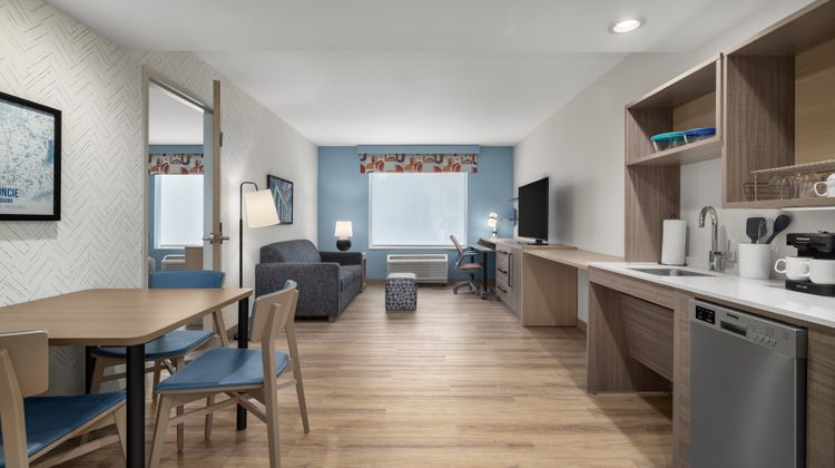 Home2 Suites by Hilton Muncie Room