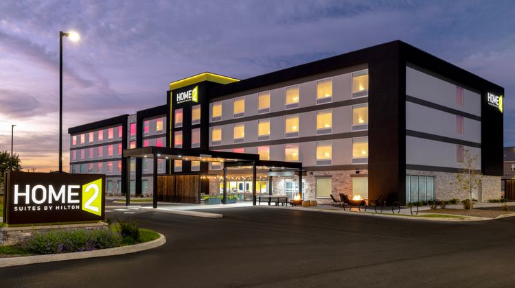 Home2 Suites by Hilton Muncie Exterior