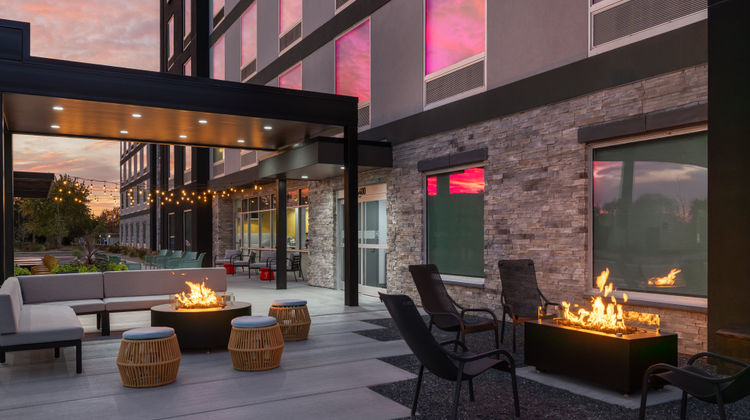 Home2 Suites by Hilton Muncie Exterior