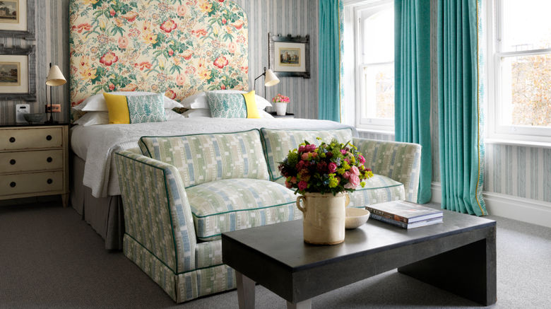 <b>Knightsbridge Hotel Suite</b>. Images powered by <a href="https://www.leonardoworldwide.com/" title="Leonardo Worldwide" target="_blank">Leonardo</a>.