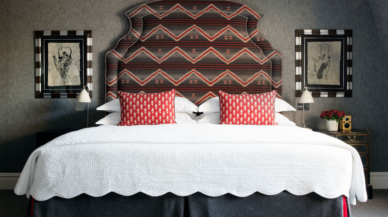 <b>Charlotte Street Hotel Room</b>. Images powered by <a href="https://www.leonardoworldwide.com/" title="Leonardo Worldwide" target="_blank">Leonardo</a>.