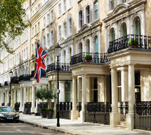 Knightsbridge Hotel Exterior